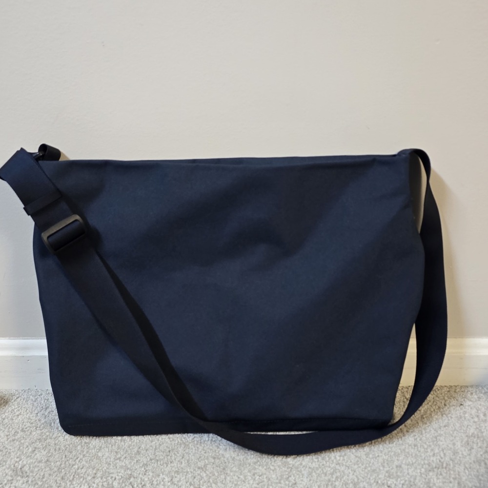 Away Travel Navy Blue Canvas‎ Messenger Bag
